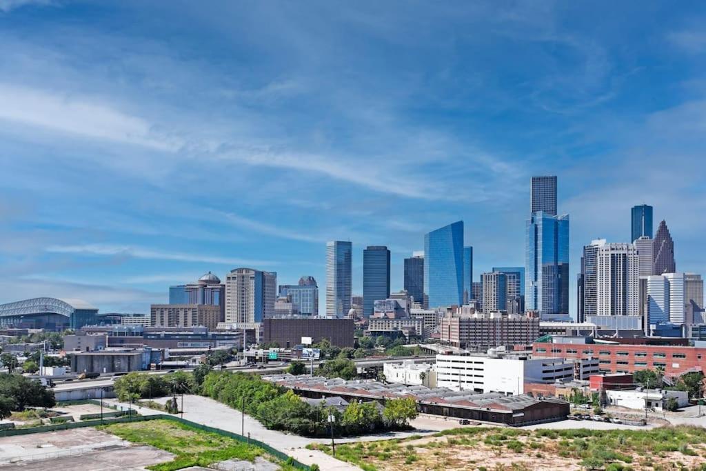 Comfortable Getaway Downtown Htx Houston Exterior photo